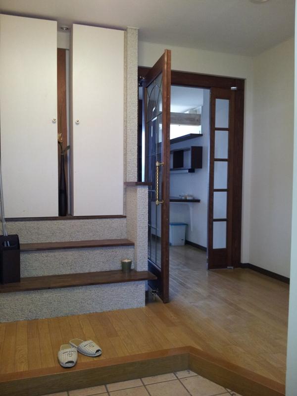 Entrance. Local (January 2012) shooting