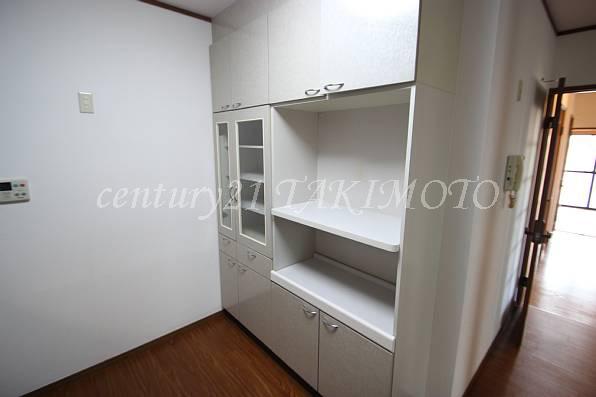 Kitchen. Cupboard with the kitchen!