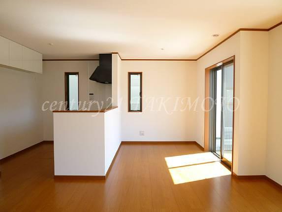 Living. In bright sunshine is plug date from the south Moxa utility costs by not need electricity ~  ~ I and deals