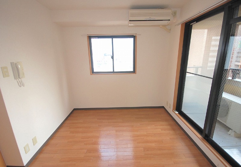 Living and room. Western style room