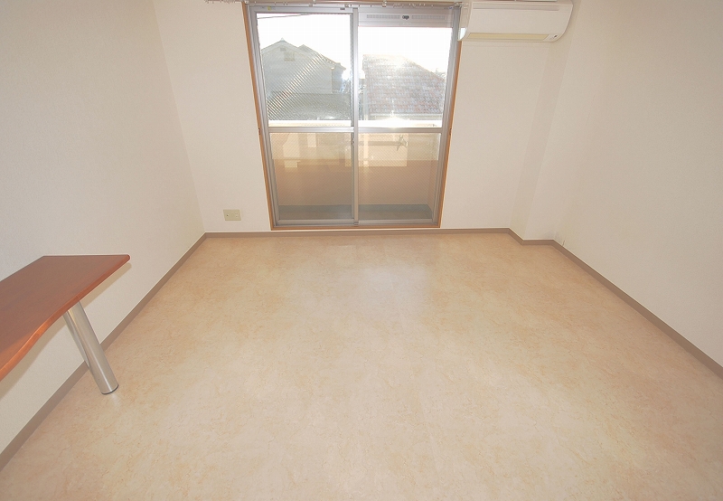 Other room space. Western style room