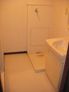 Washroom. Riberu Heim Numata