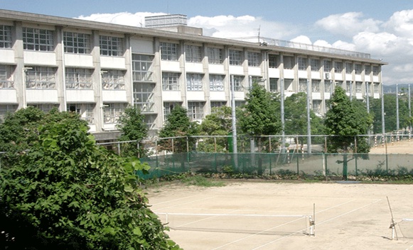 high school ・ College. West Neyagawa High School (High School ・ NCT) to 948m
