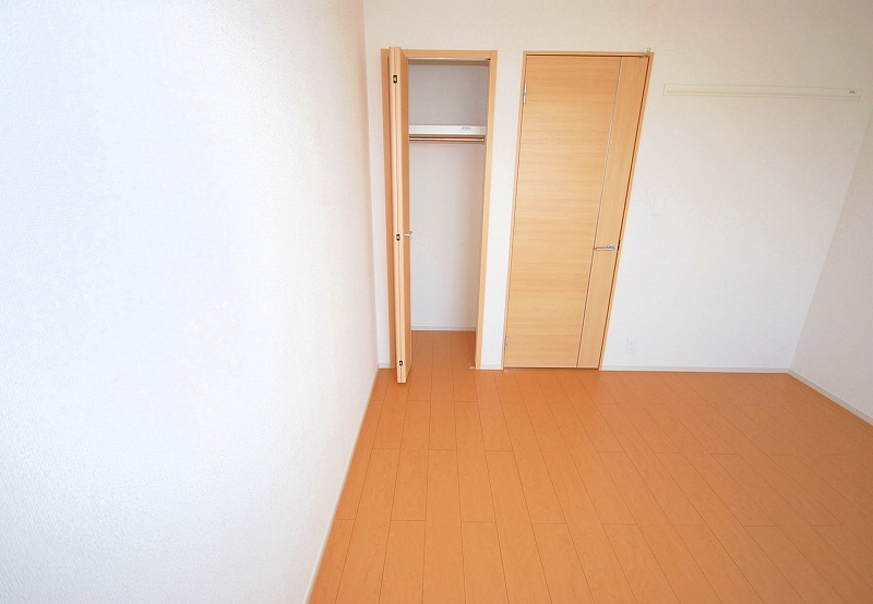 Other room space. Western style room