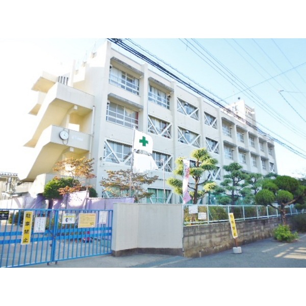 Primary school. 348m to Neyagawa Municipal Kiya elementary school (elementary school)