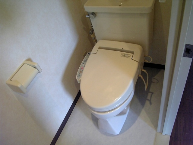 Toilet. Rivage II