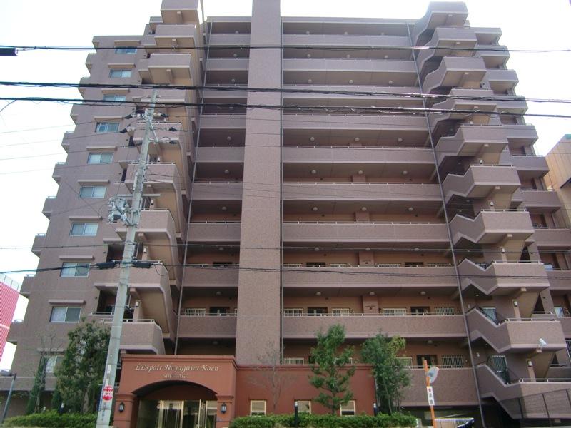 Local appearance photo. Local (10 May 2013) Shooting