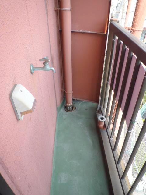 Balcony. Veranda Laundry Area