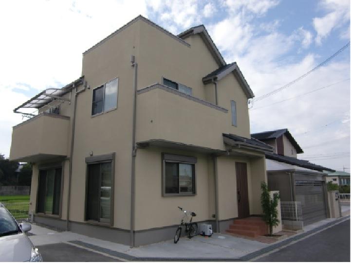 Building plan example (exterior photos). It is the example of construction of Misawa Homes.