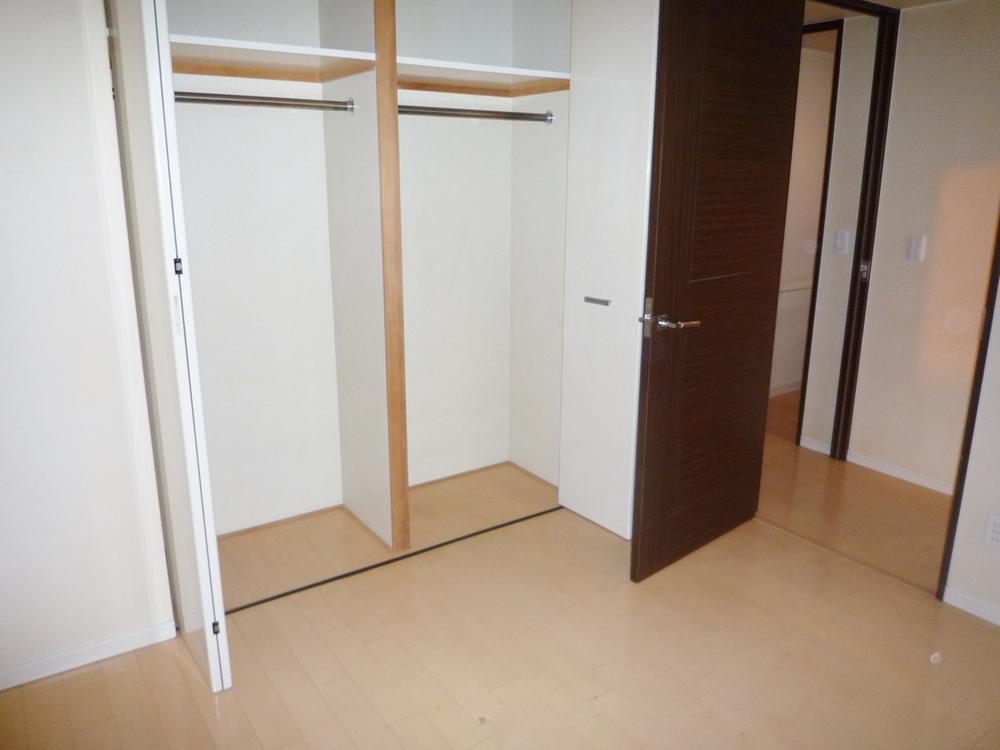 Receipt. All the room is housed with.