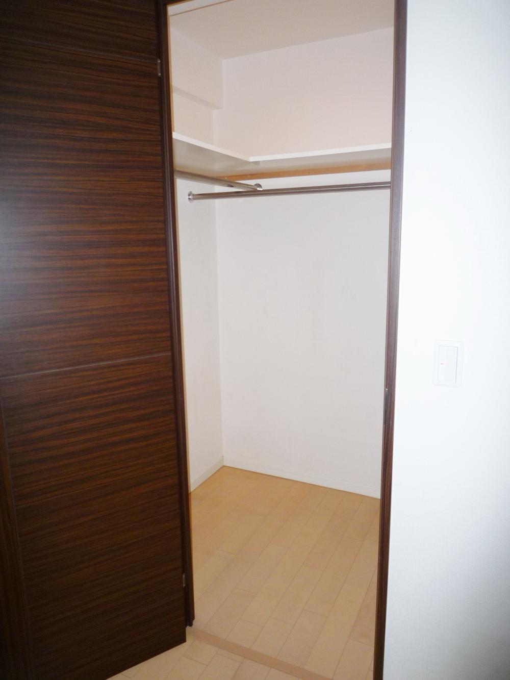 Receipt. Walk-in closet is. It is also safe in the large home of your luggage.