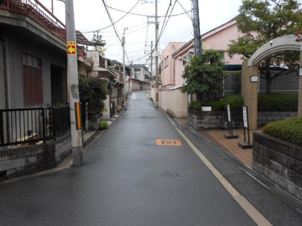 Streets around. 5m to the periphery of the city skyline  ■ Streets around ■  It is a quiet residential area. It is a calm atmosphere.
