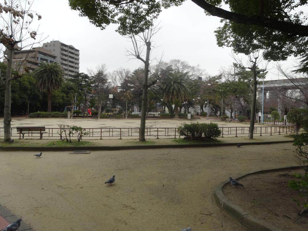 park. 150m until Momokechi park