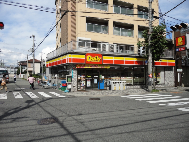 Convenience store. Daily Yamazaki Abeno Bishoen store up (convenience store) 423m