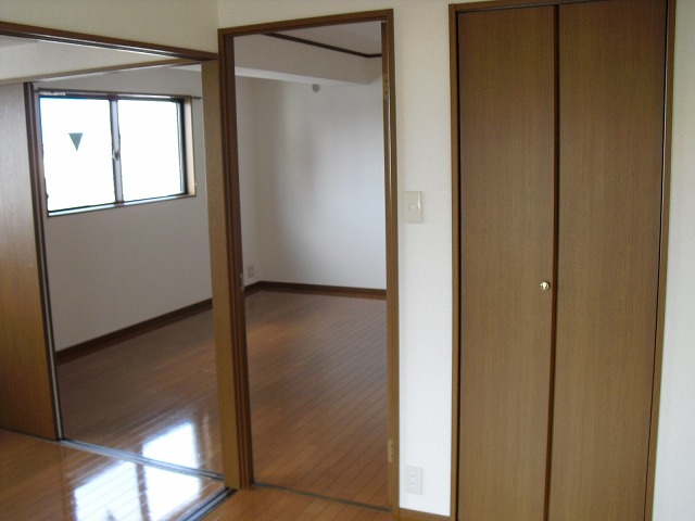 Other room space