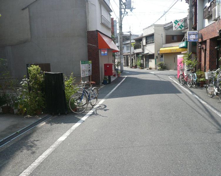 Local photos, including front road. Local (June 2013) Shooting