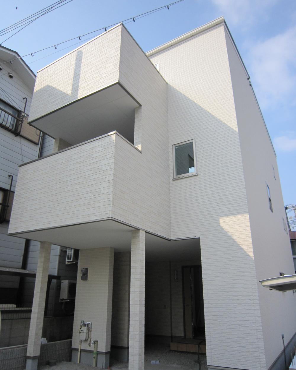 Local appearance photo