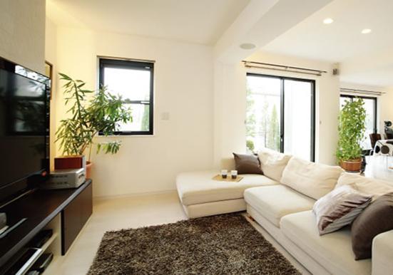 Living. Of family reunion (living)