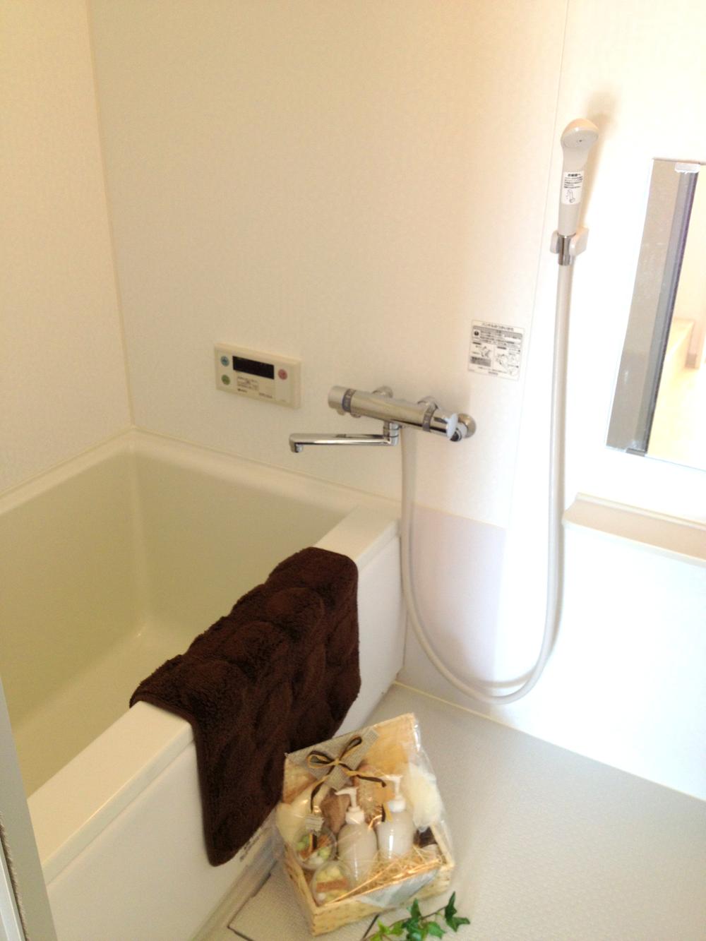 Bathroom. With clean bath, Please heal daily fatigue.