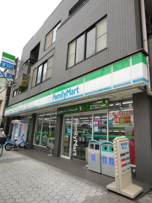 Convenience store. 102m to FamilyMart Abeno Oji-cho store (convenience store)