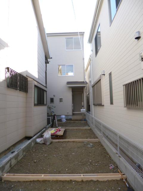 Local appearance photo. Building 3 Local (12 May 2013) Shooting