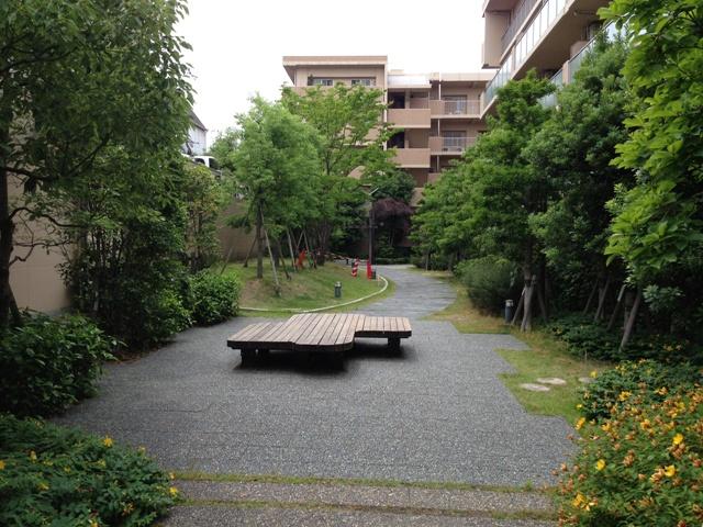 Garden. Local (June 2013) Shooting