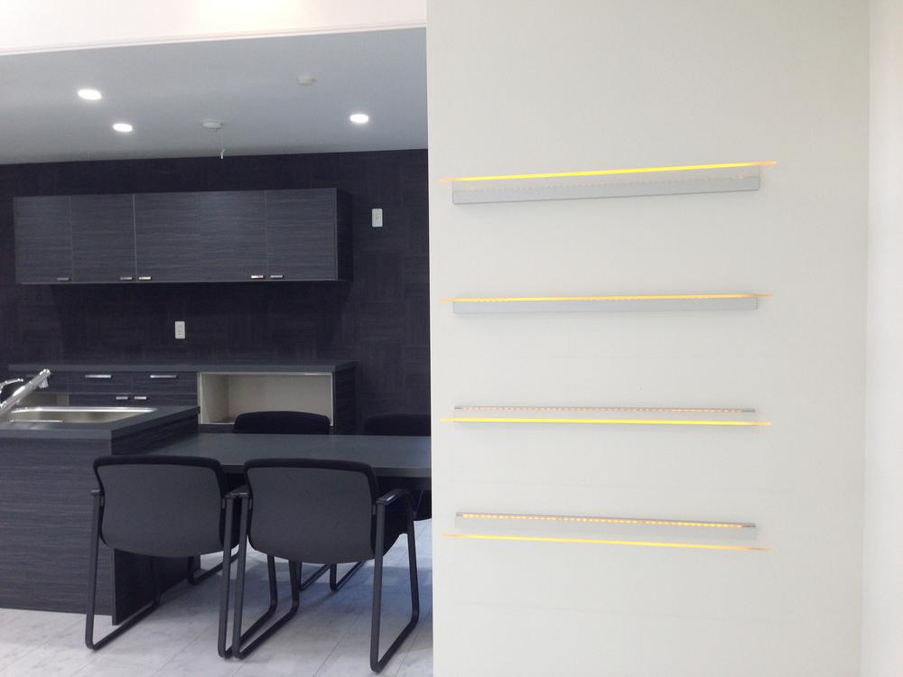 Same specifications photos (living). Stylish is with a glass shelf