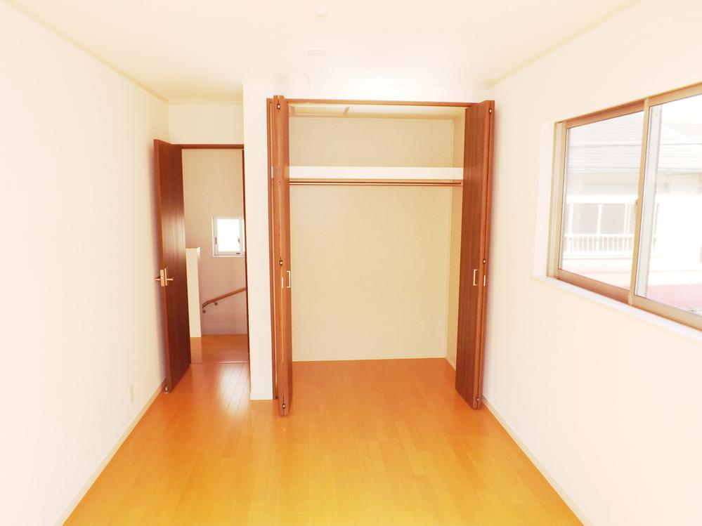 Other introspection. Local photos (Western-style)