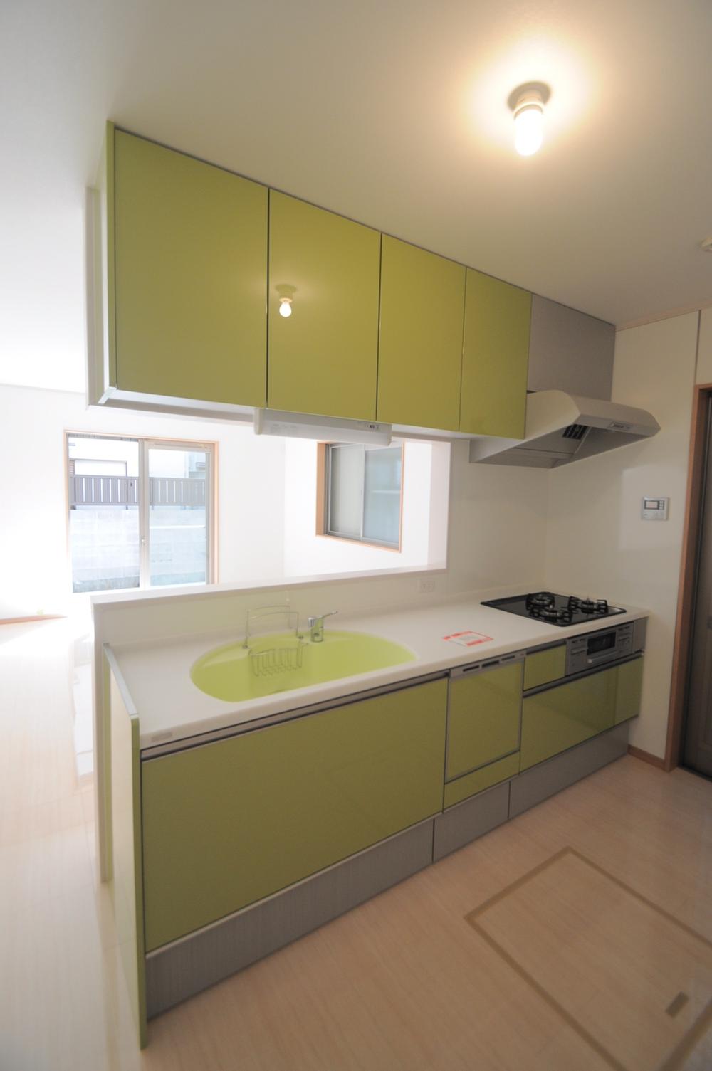 Kitchen. The company example of construction (free to choose)