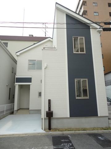 Local appearance photo. 1 Building appearance