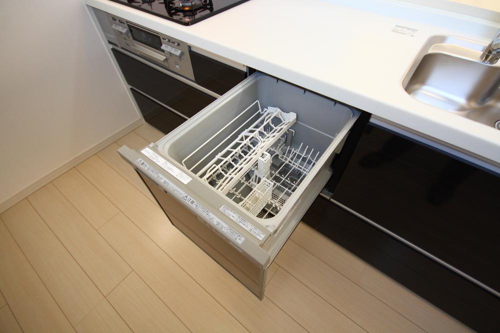 Kitchen. Dish washing dryer