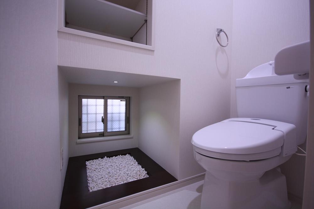 Toilet. 1st floor, Bidet installed in 2 Kaitomo