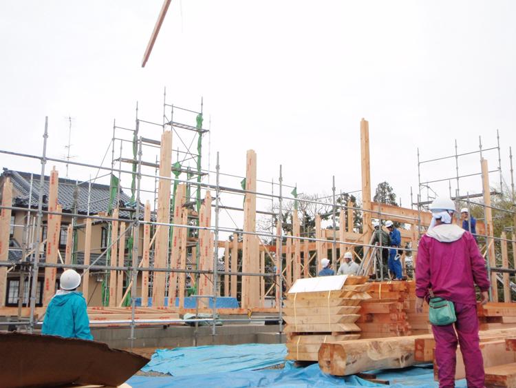 Other local. All four compartment, New condominium start, Local model house Yes, Please feel free to contact us.