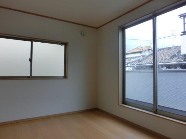 Non-living room. Indoor (11 May 2013) Shooting