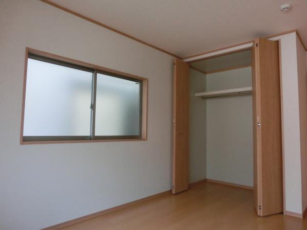 Non-living room. Indoor (11 May 2013) Shooting