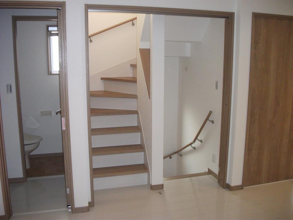 Non-living room.  ◆ Stairs