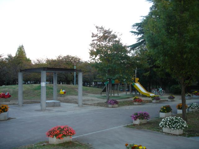 park. Johoku 1340m until the green road