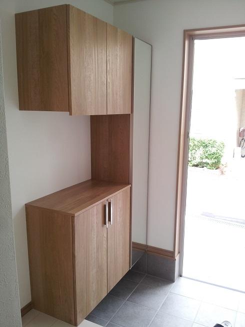 Entrance. Entrance storage indispensable in order to clean produce a hall. Interior of the high, You can plenty of storage!