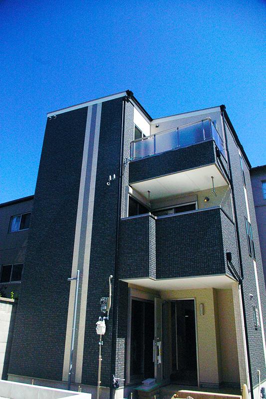 Model house photo.      "Only one Space Design"