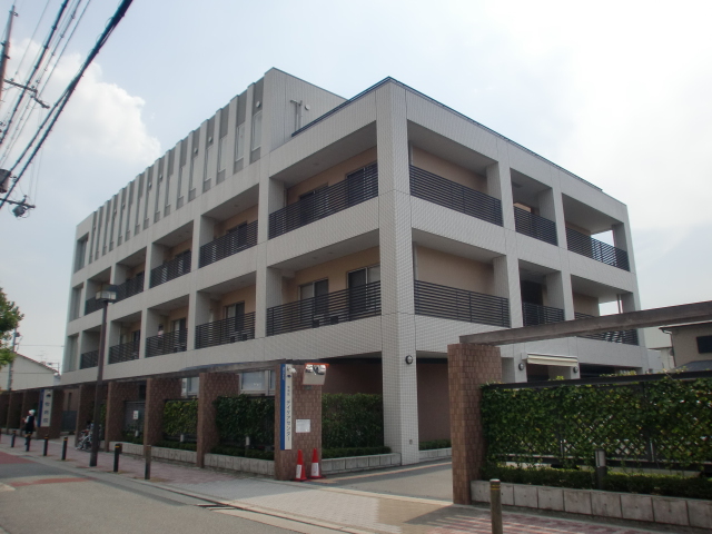 Hospital. 526m until the medical corporation SeiMidorikai Maki hospital (hospital)