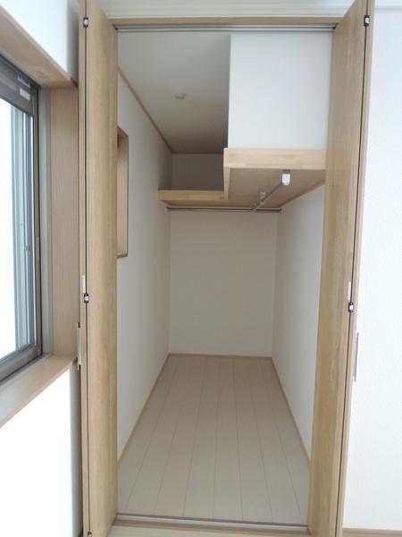 Receipt. 1 Kaiyoshitsu of 6 quires WCL.