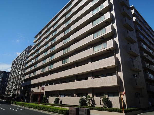 Local appearance photo. Wide apartment along the 163 Highway. Tiled.