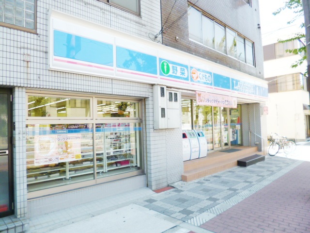 Convenience store. Lawson Nakamiya Institute of Technology before store up (convenience store) 415m