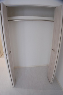 Other room space. closet