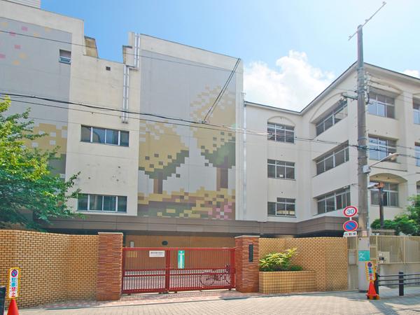 Primary school. Tamatsukuri to elementary school 390m