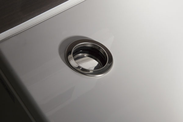 Bathing-wash room.  [Pop-up drain plug] Drainage by simply pressing the button provided on the edge of the bathtub. Hassle to pull out the drainage plug stretched out hand has been resolved (same specifications)