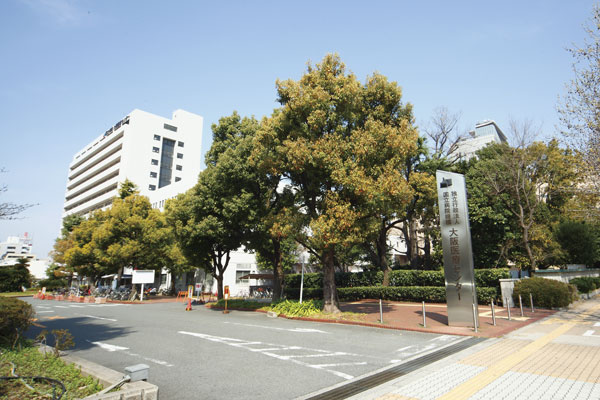 Surrounding environment. National Hospital Organization Osaka Medical Center (3-minute walk ・ About 210m)