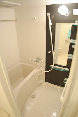 Bath. bus Bathroom ventilation drying heating