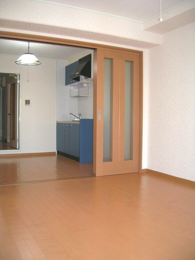 Living and room. Three sliding door