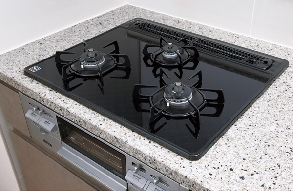 Kitchen.  [Glass top stove] Equipped with a peace of mind sensors to all of the burner as Si sensor stove. No convenient water is with a two-sided grill (same specifications)